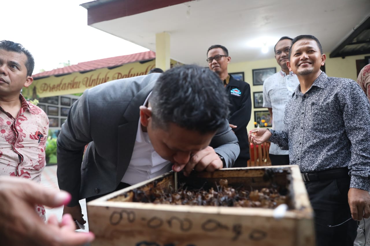 Foto 10 dari 11: Banyak Inovasi, Dekan Universiti Teknologi MARA Malaysia Jajaki Kerja Sama dengan Pemkot Madiun