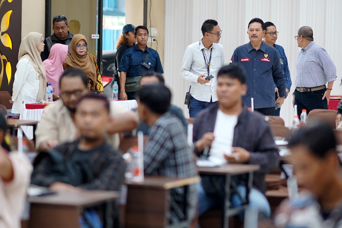 Foto 9 dari 9: Launching Buku Ruang Satu, Wali Kota: Perkembangan Kota Madiun dari 2019 Ada di Buku Ini