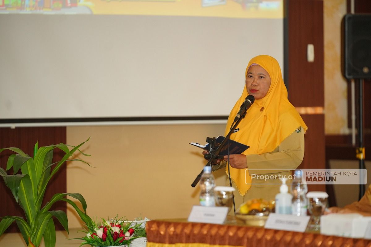 Foto 3 dari 8: Pimpin FGD Persiapan Akreditasi Paripurna Puskesmas Sukosari, Wali Kota Optimis Akreditasi Dapat Diraih Tahun Ini