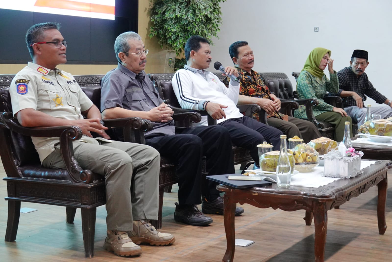 Narsum FGD Tibumtranmas, Wali Kota Beri Arahan Jaga Kondusifitas Kota