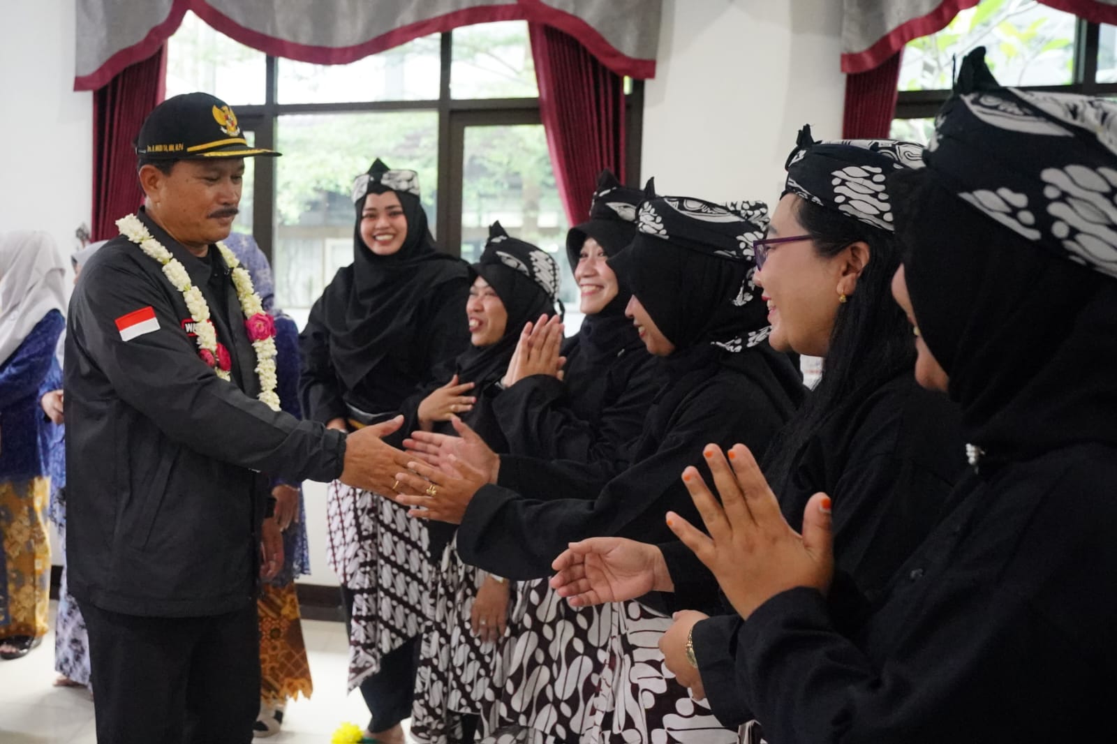 Foto 10 dari 10: Hadiri Pameran Hasil Belajar Calon Guru Penggerak, Wali Kota : Guru Agen Perubahan
