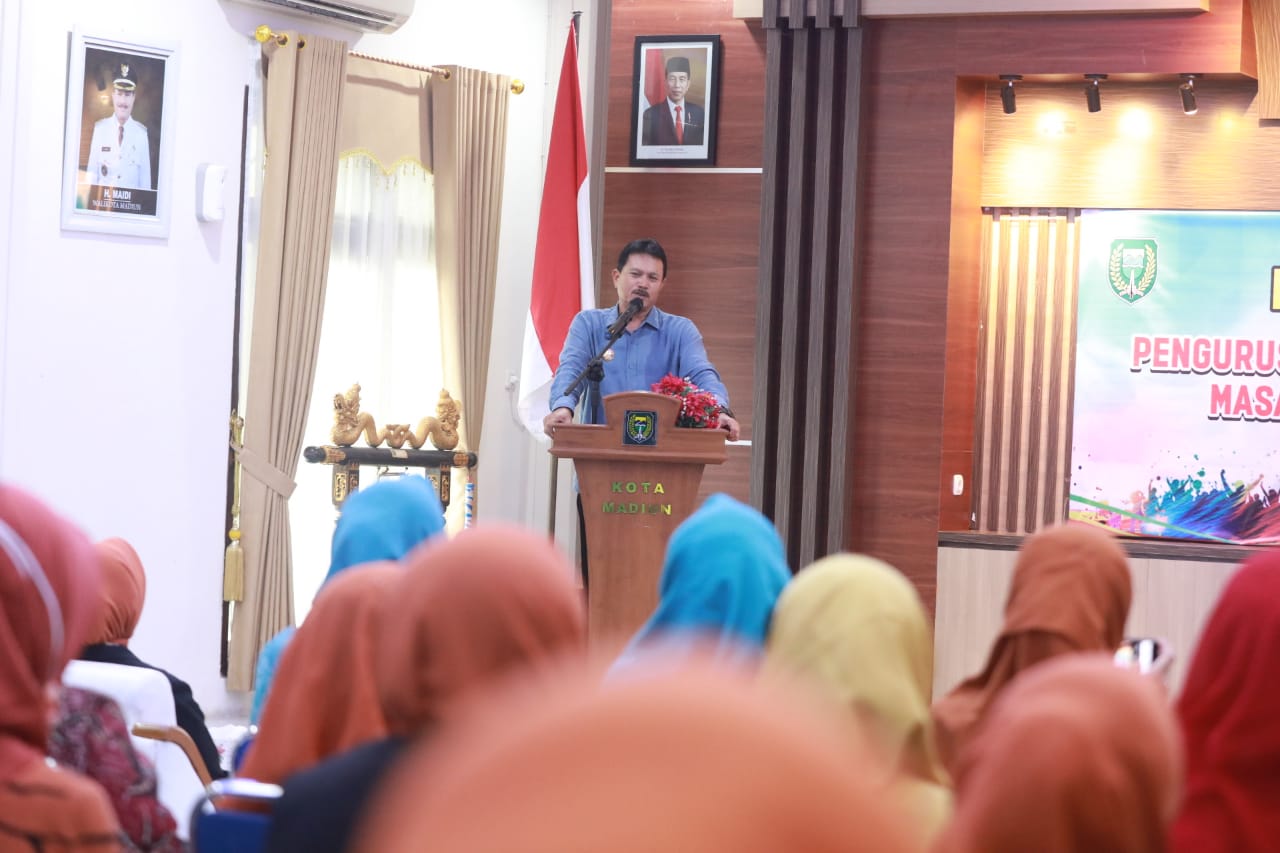 Lantik Kepengurusan Perwosi Masa Bakti 2023-2027, Wali Kota Harap Peran Perwosi dalam Kemajuan Kota