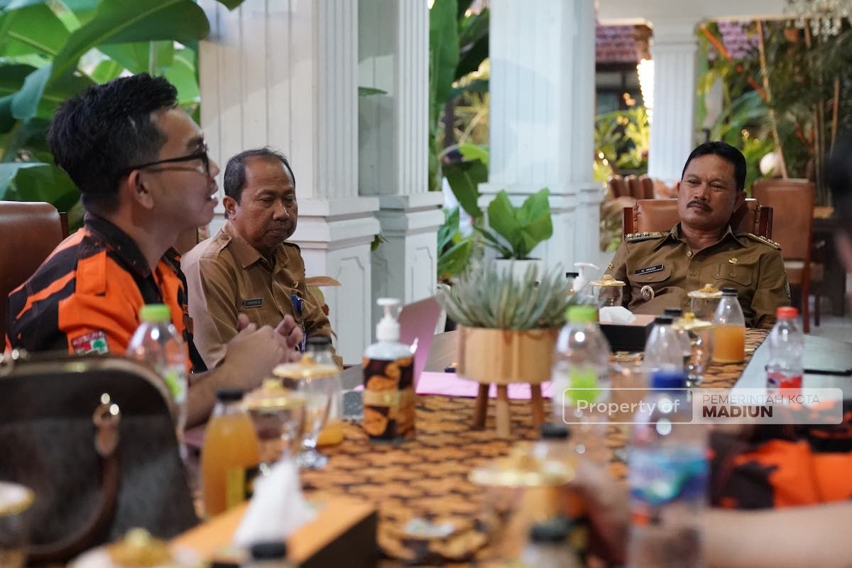 Foto 1 dari 8: Pemuda Pancasila Kunjungi Balai Kota, Gelar Audiensi Dengan Wali Kota