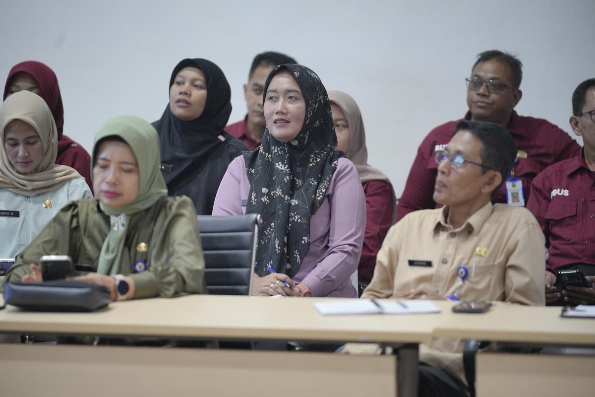 Foto 7 dari 8: Rapat Dinas Persiapan Lebaran, Wali Kota: Masyarakat Kota Madiun yang Pulang Harus Dilayani Maksimal