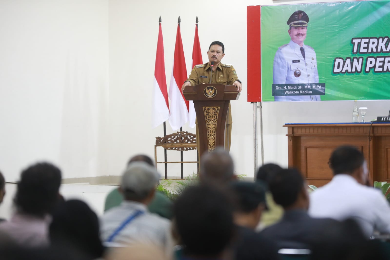 Foto 4 dari 11: Jadi Narasumber Sosialisasi Perda, Wali Kota: Masyarakat Harus Ada Rambu-Rambu Ketertiban