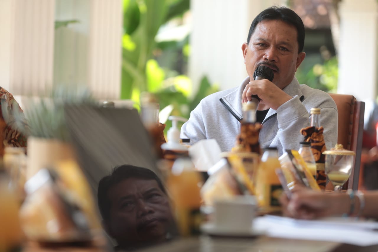 Foto 3 dari 7: Terima Tim Verlap PKP Award, Wali Kota Sampaikan Strategi Ketahanan Pangan Kota Pendekar