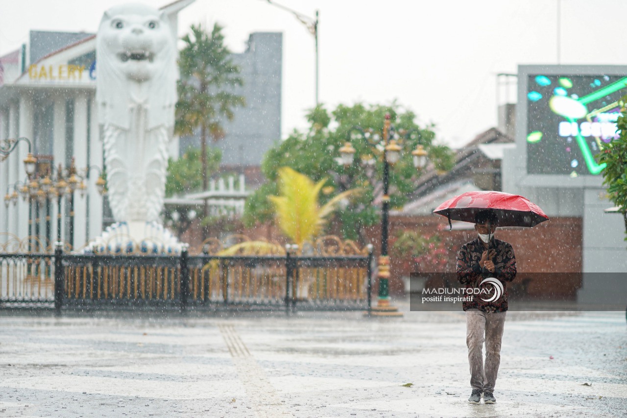 Foto utama berita: Kota Pendekar Masuki Musim Penghujan