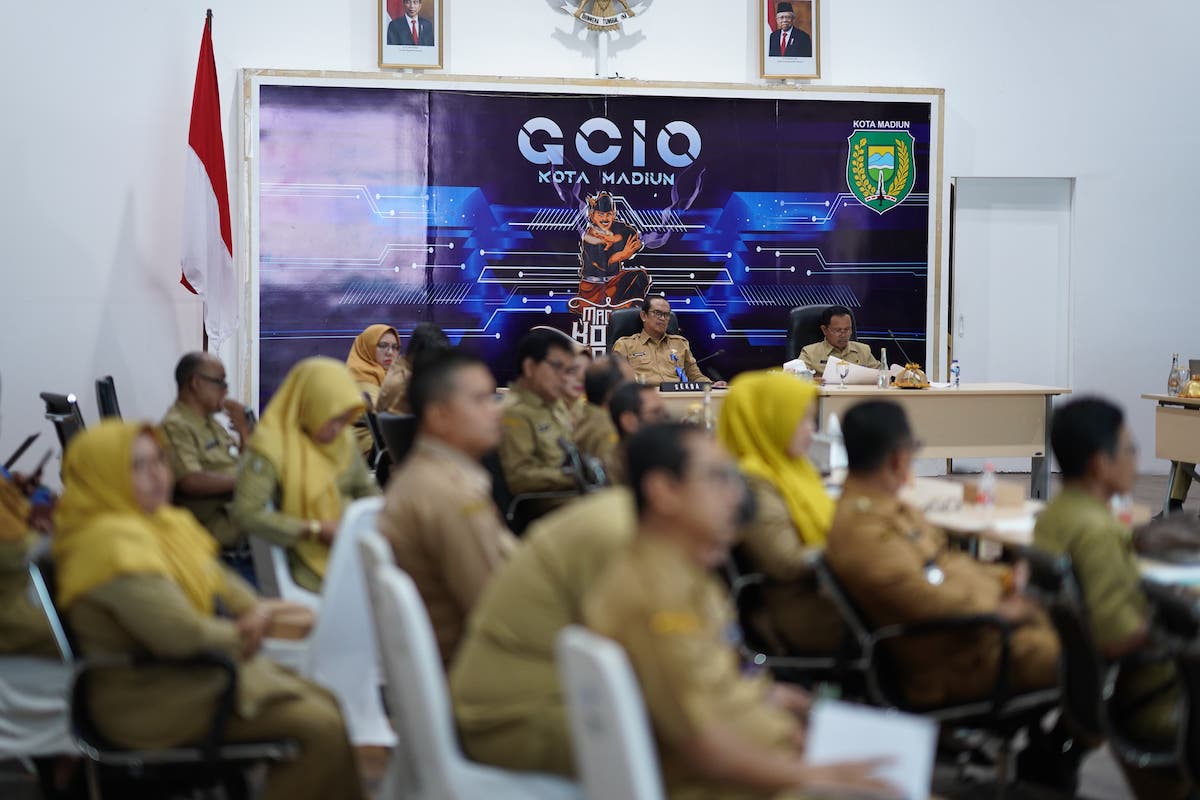 Foto 7 dari 10: Evaluasi SAKIP, Wali Kota Optimis Kota Madiun Raih Predikat A