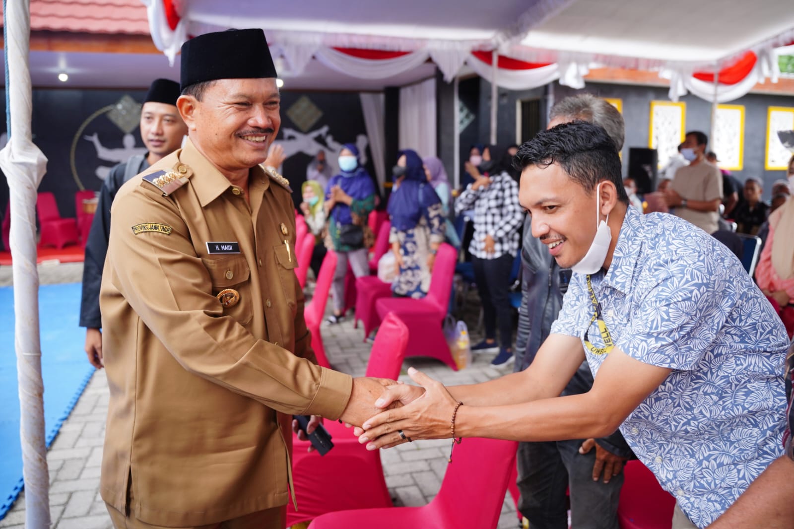 Foto 3 dari 10: Bertemu Warga Di Tiga Kelurahan, Wali Kota Sampaikan Pembangunan 2023