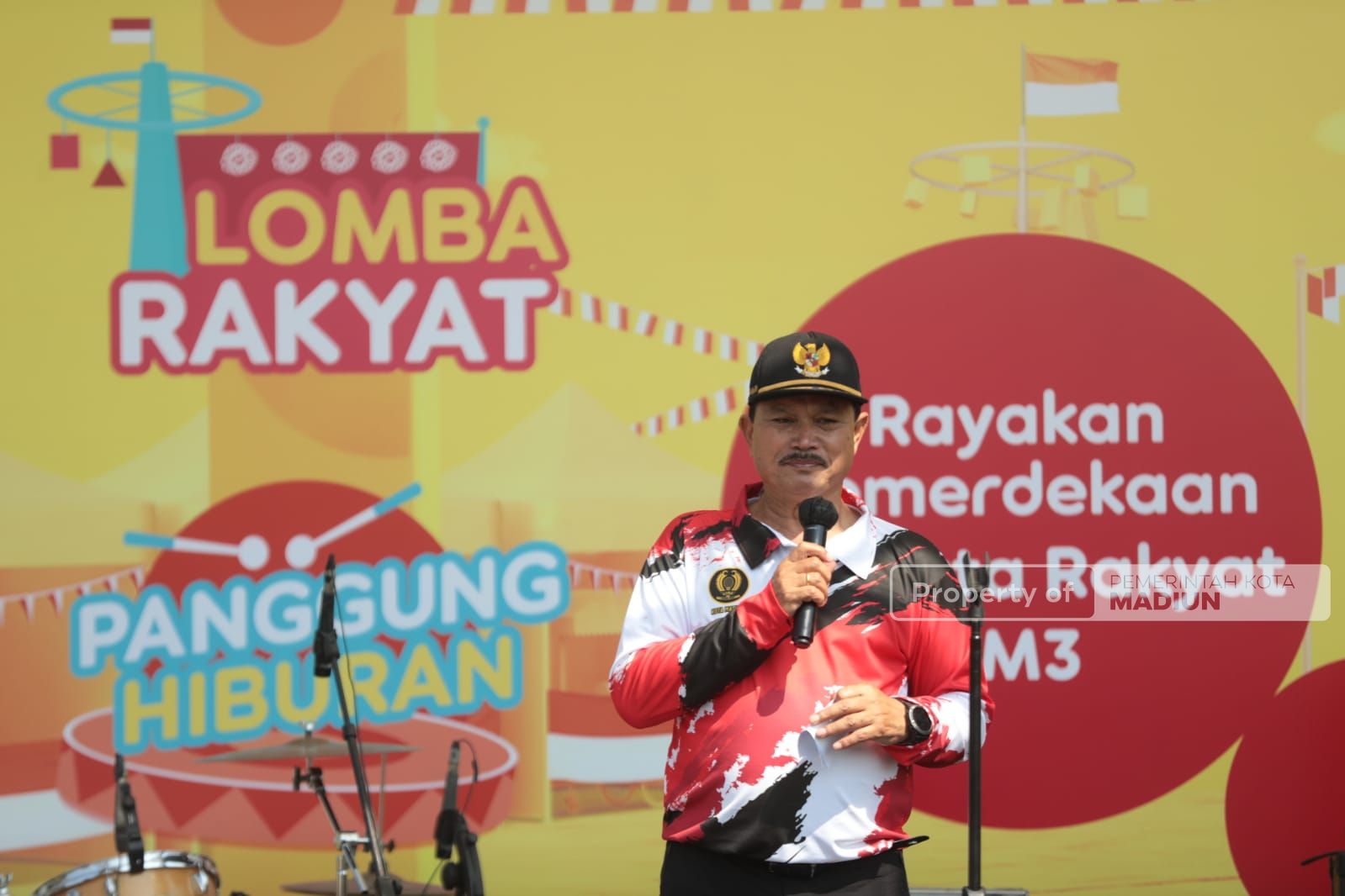 Foto 1 dari 13: Wali Kota Ikuti Kemeriahan Pesta Rakyat IM3 Di Gulun