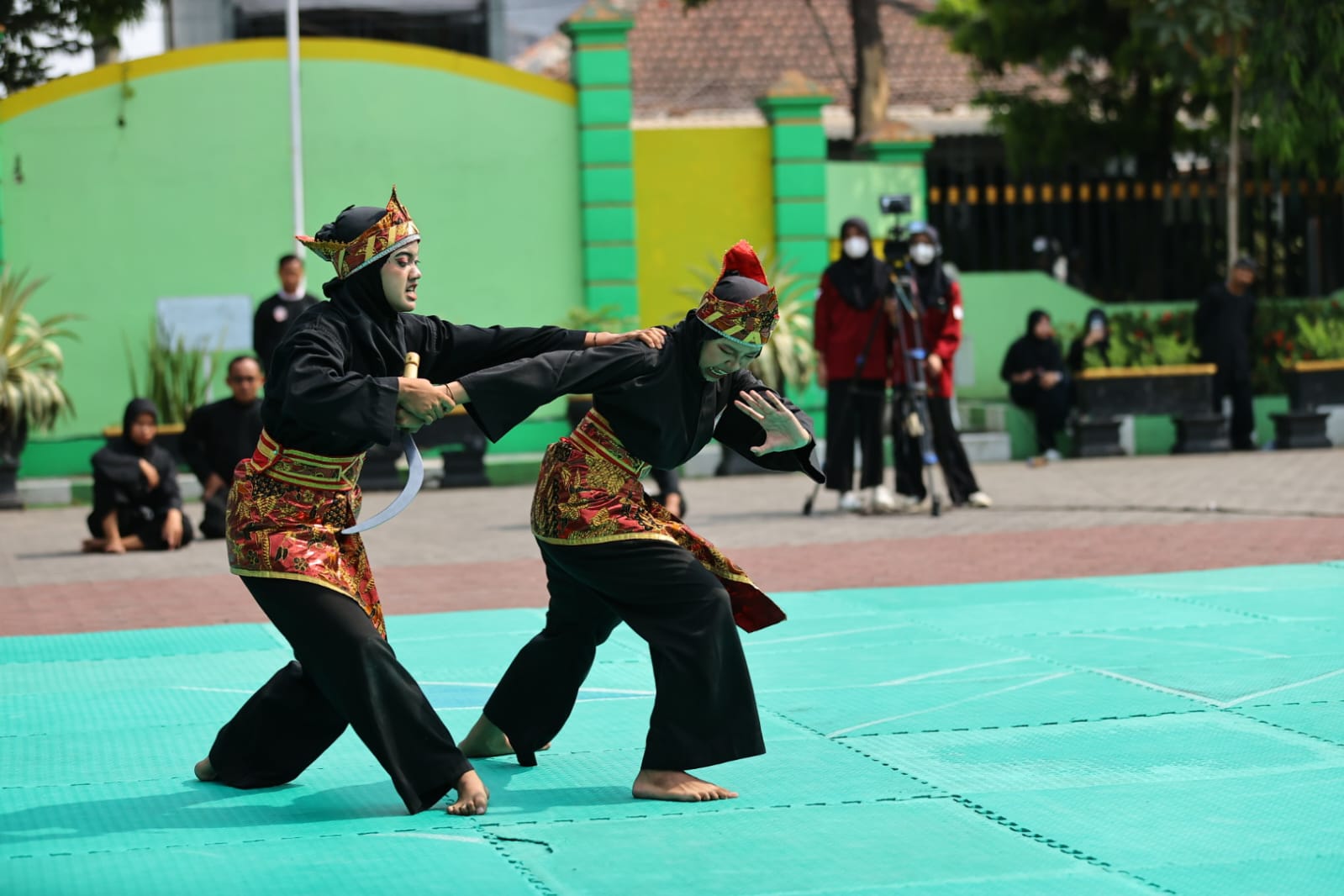 Foto 6 dari 10: Hadiri Penguatan P5 di MAN 2, Wali Kota Maidi: Belajar Sungguh-Sungguh untuk Kesuksesan Masa Depan