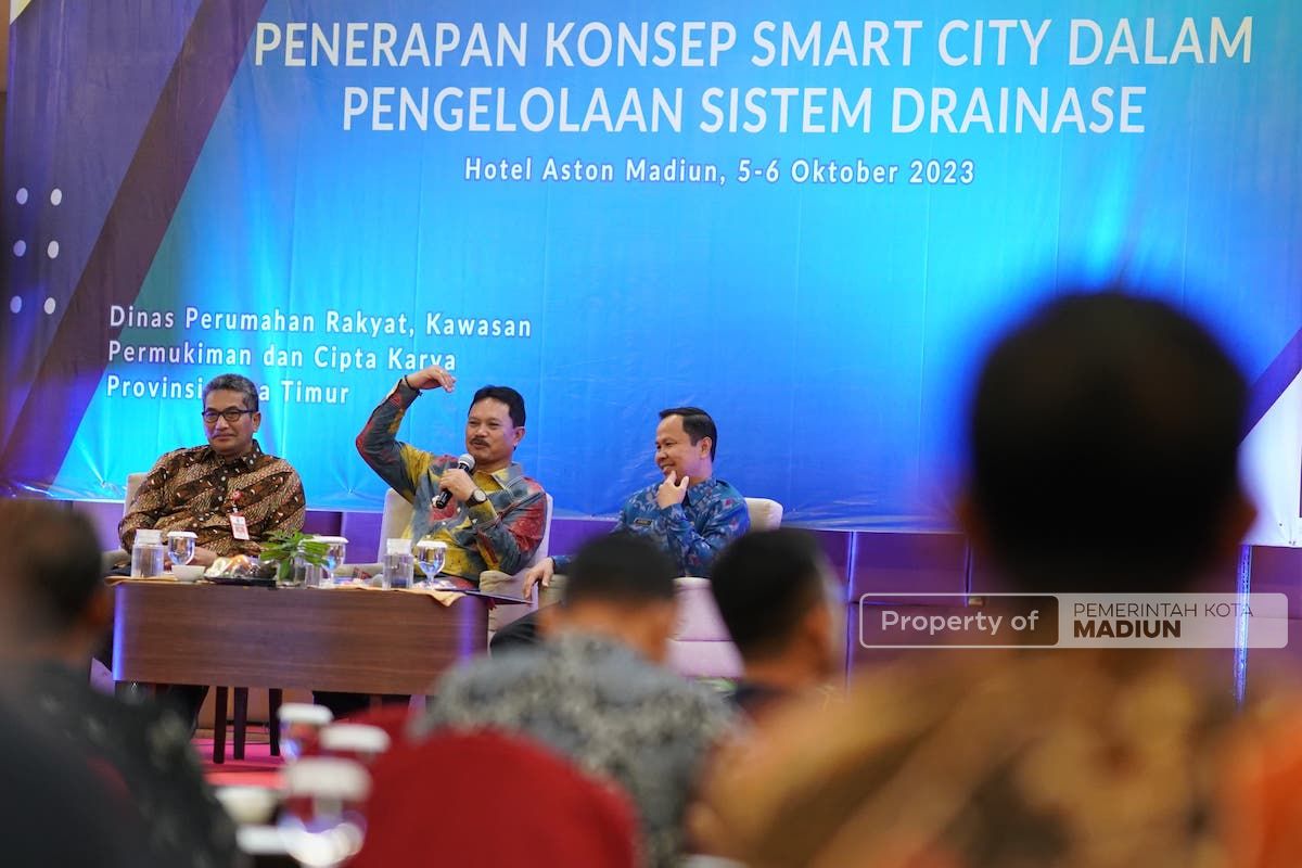 Jadi Narsum Bimtek Smart City Pengelolaan Drainase, Wali Kota: Satu Pembangunan Memiliki Minimal Lima Keuntungan