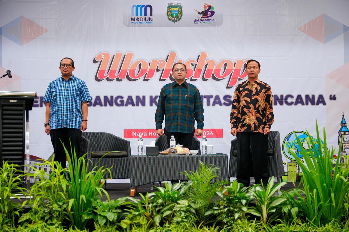Foto 6 dari 8: Buka Workshop Pengembangan Kapasitas Perencana, Pj Wali Kota Harap Peningkatan Kualitas