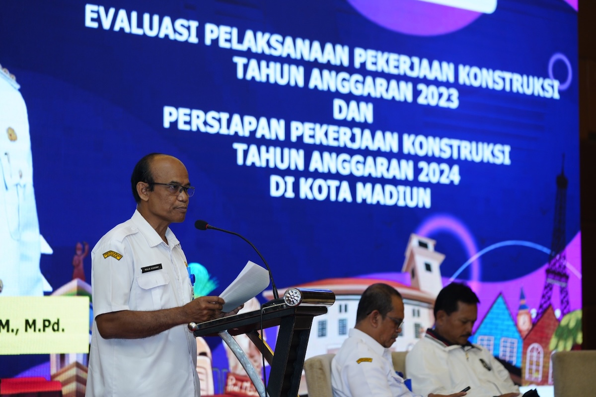 Foto 2 dari 7: Evaluasi Pekerjaan Fisik 2023, Wali Kota Beri Apresiasi Pihak Ketiga