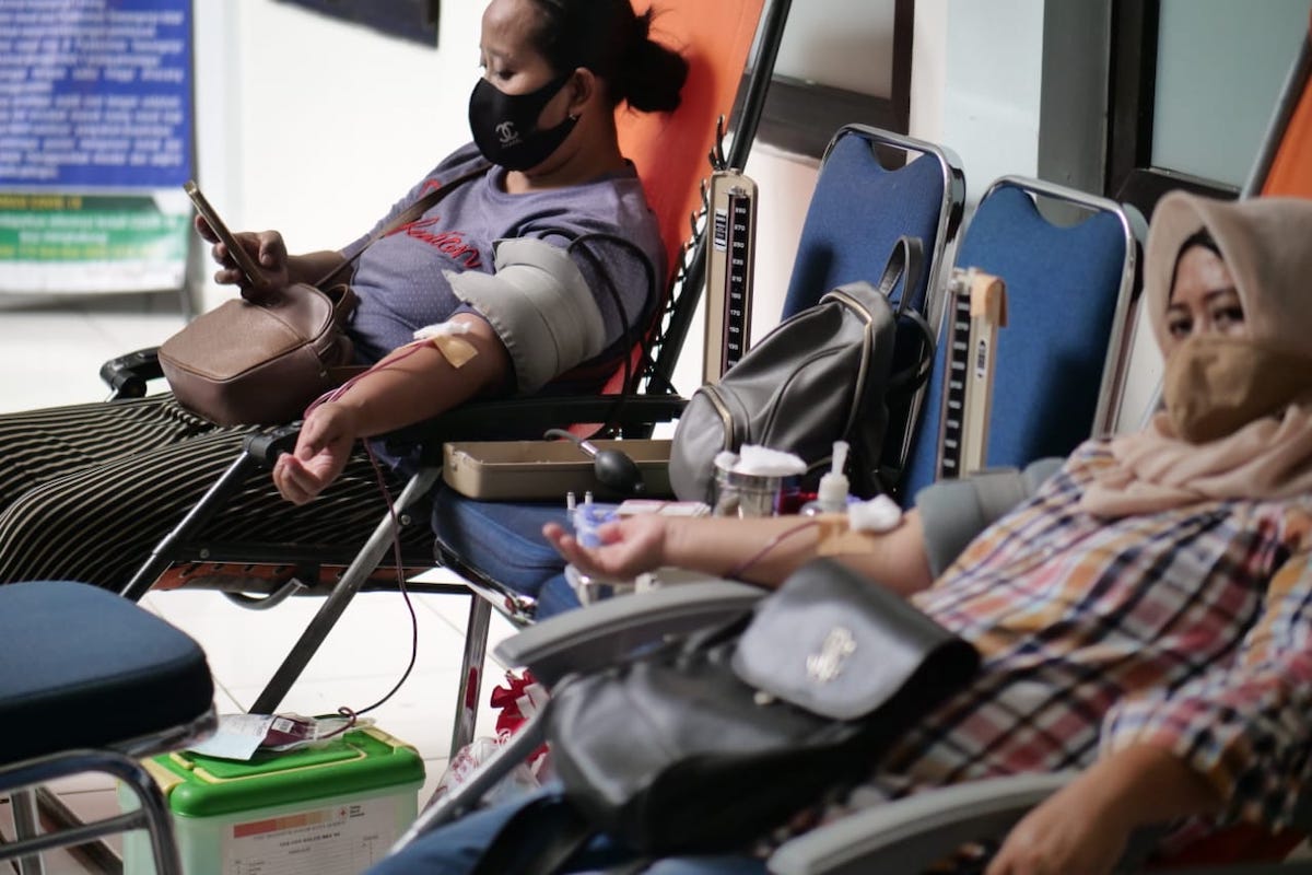 Foto 2 dari 6: Stok Darah Menipis, PMI Kota Madiun Imbau Warga Agar Lakukan Donor Darah