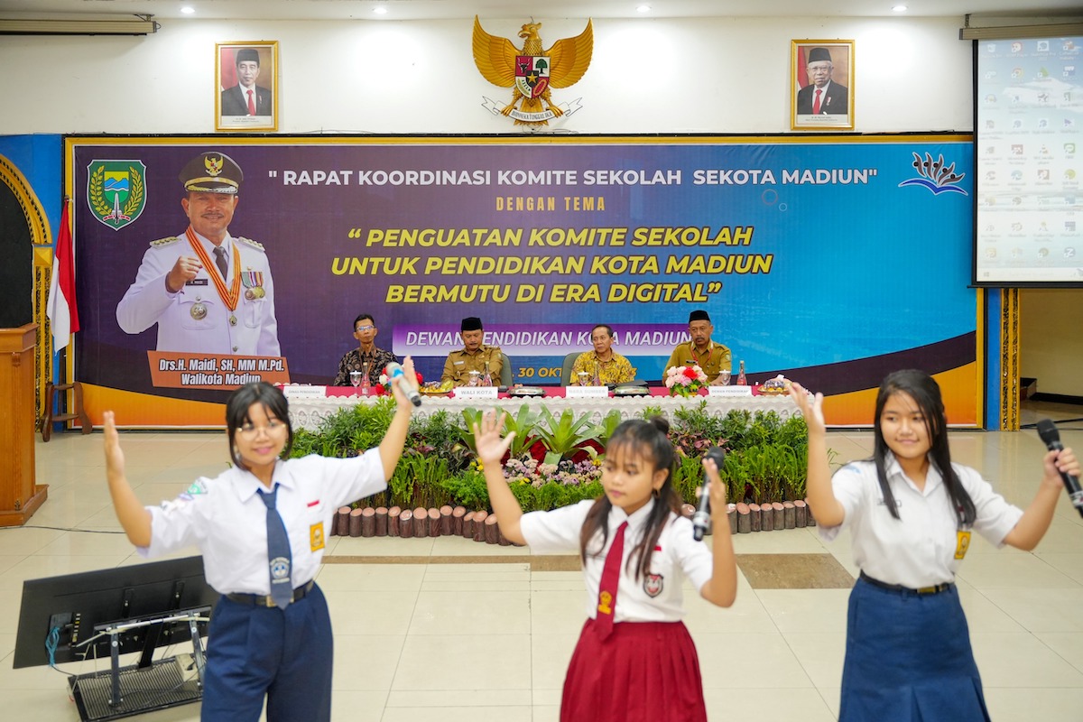 Foto 4 dari 8: Gelar Rakor Bersama Dinas Pendidikan, Wali Kota Bahas Peran Komite dalam Meningkatkan Mutu SDM