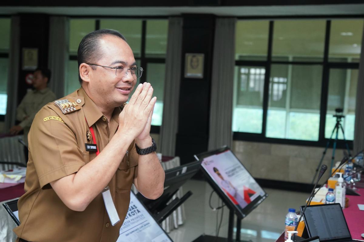 Foto 4 dari 11: Enam Bulan Menjabat Di Kota Madiun, Pj Wali Kota Paparkan Pertanggungjawaban Triwulan II Ke Kemendagri
