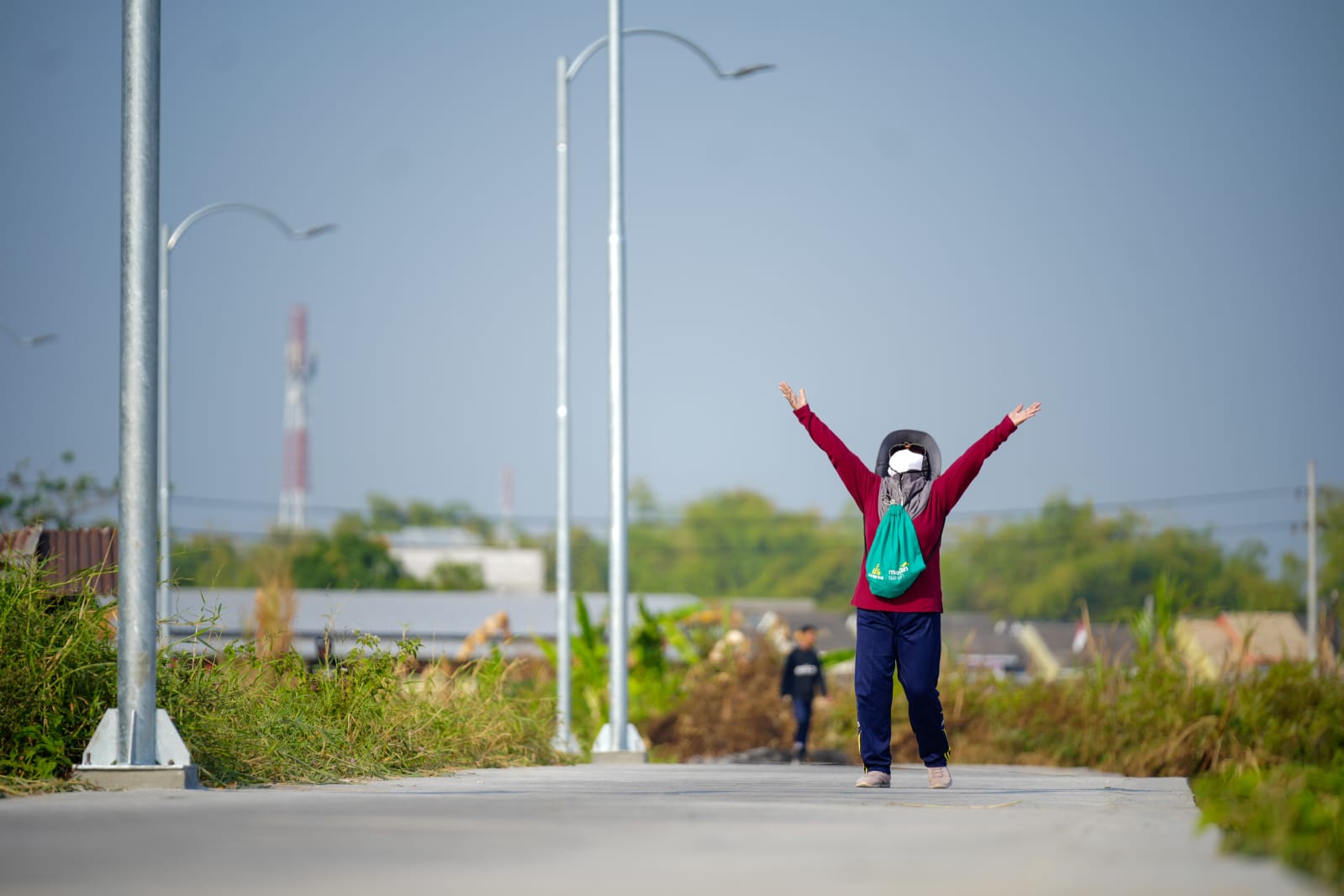 Foto 3 dari 6: Jalan Penghubung Lapak Banjarejo-Manisrejo Rampung, Panjang 500 Meter dan Sudah Bisa Diakses