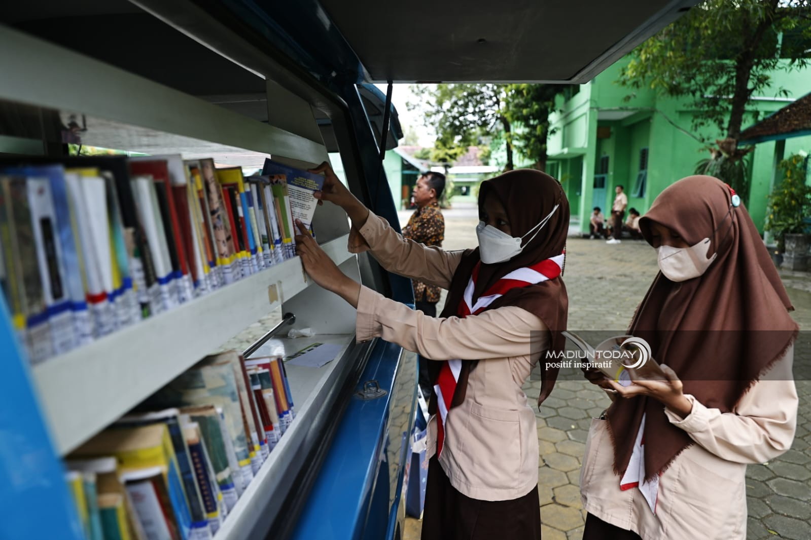 Foto 3 dari 8: Peringati Bulan Bahasa Dan Sastra, Smala Gelar Pemilihan Duta Literasi Sekolah
