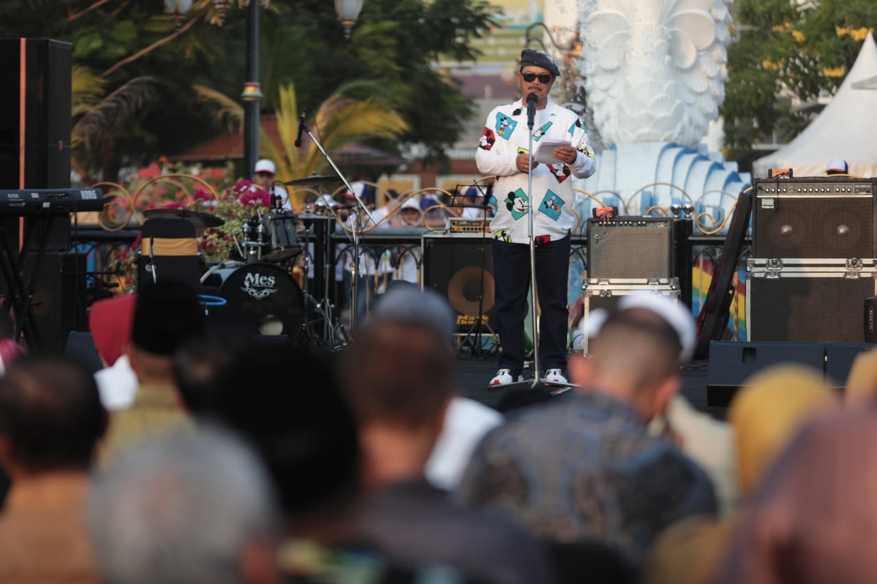 Foto 1 dari 11: Peringati HJM Ke-105, Wali Kota Gelar Pesta Rakyat Di PSC