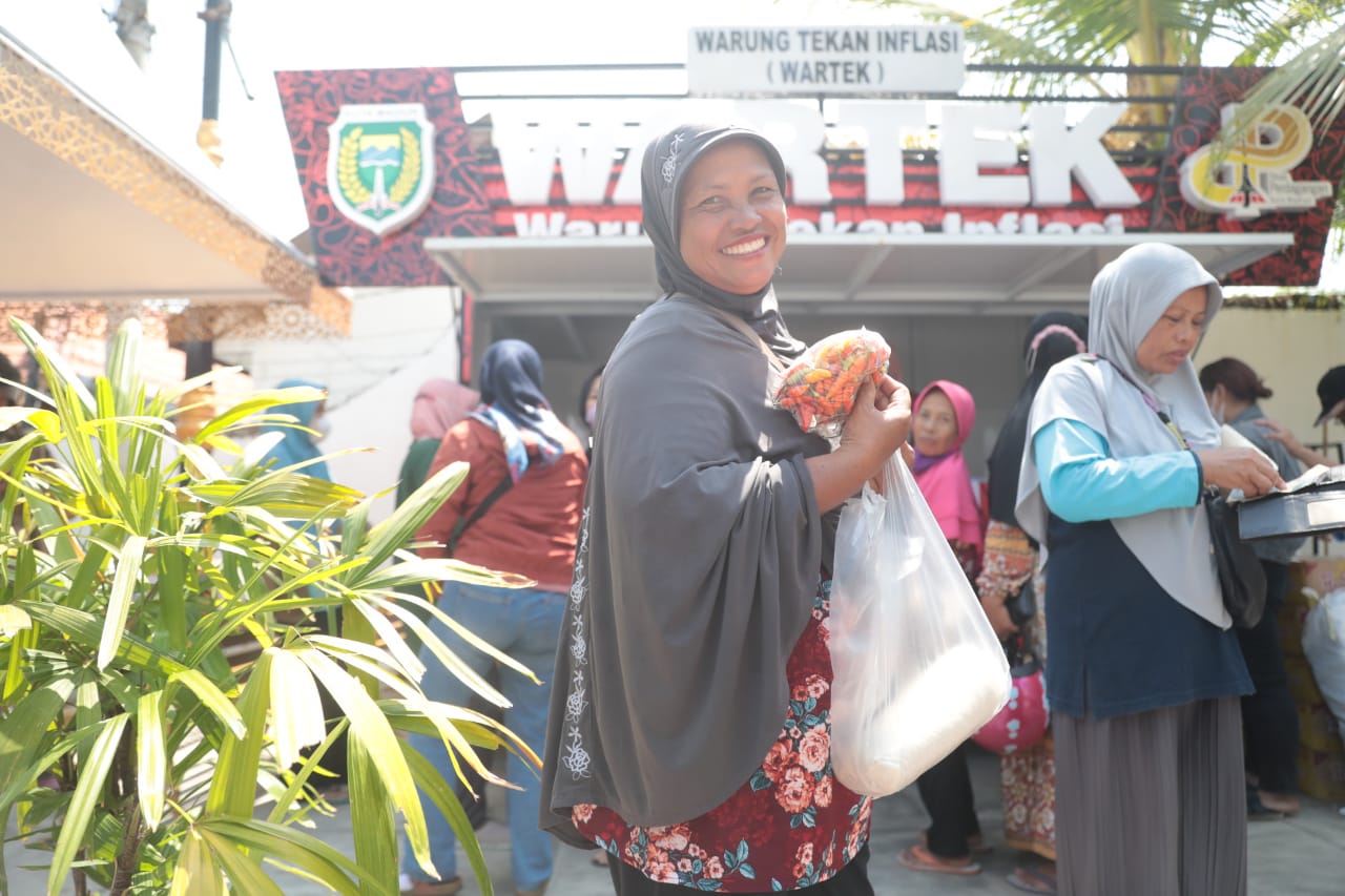 Foto 4 dari 11: Harga Cabai Rawit Meroket, Wali Kota Siapkan Skema Subsidi
