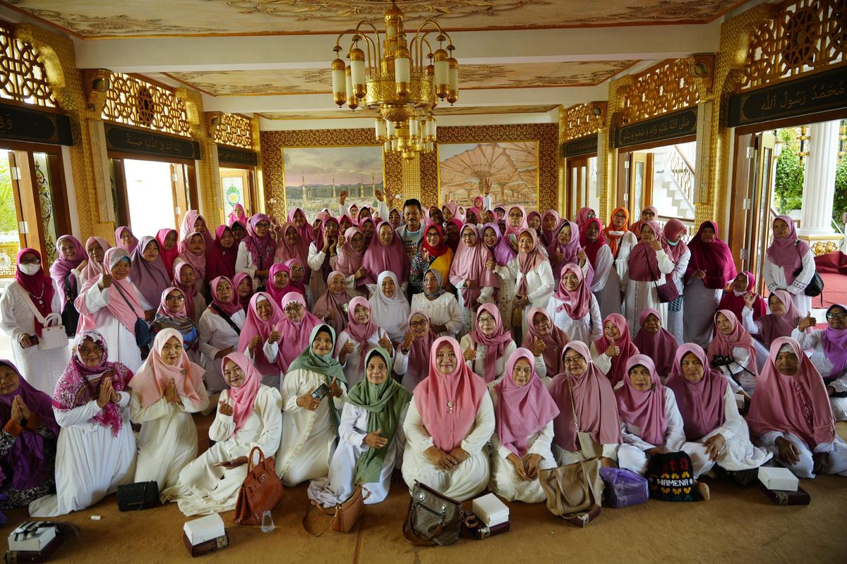 Hadiri Halal Bihalal Majelis Taklim dan Dzikir di Pondok Abi Bahrun, Wali Kota Minta Doa untuk Kemajuan Kota