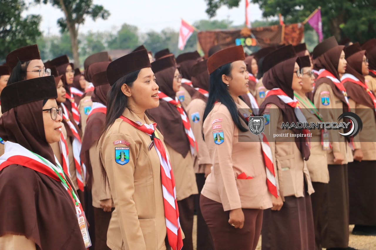Foto 3 dari 15: Pramuka Prasiaga Perdana Digelar di Madiun, 200 Guru TK Dibekali Teknik Pembinaan Anak
