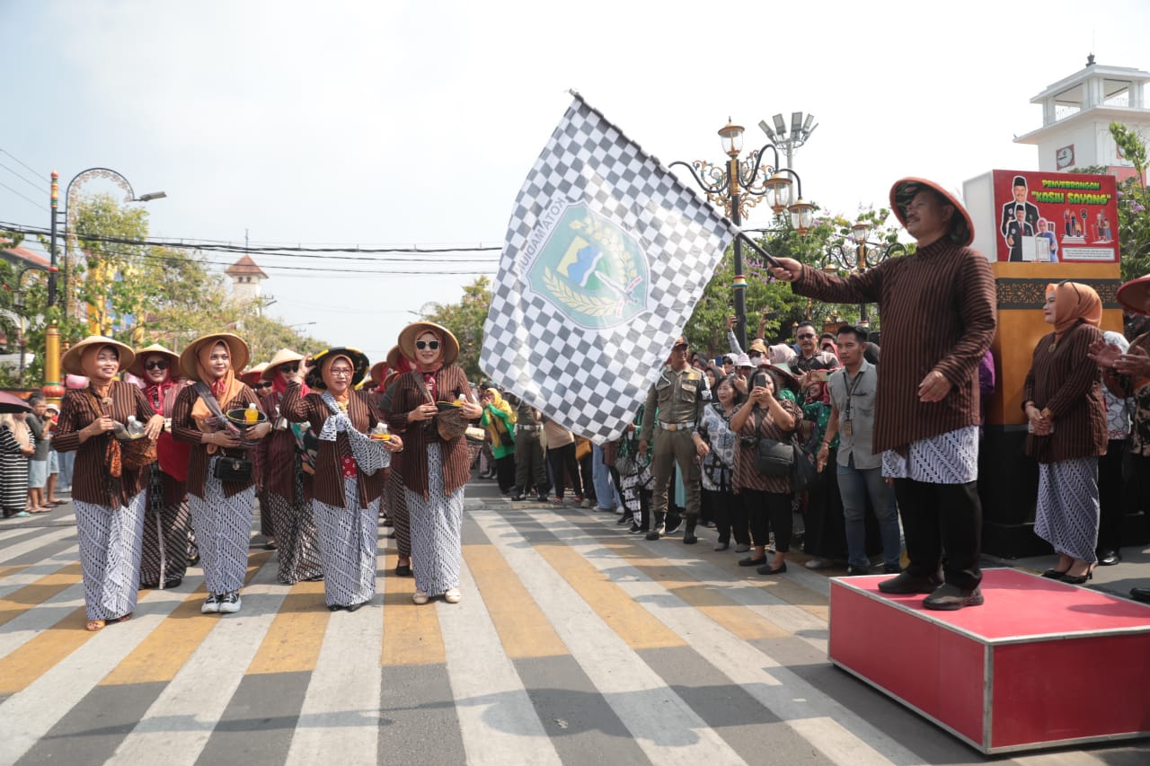 Berangkatkan Festival Jamu Gendong Nusantara, Wali Kota: Ini Tinggalan Nenek Moyang, Jangan Ditinggalkan