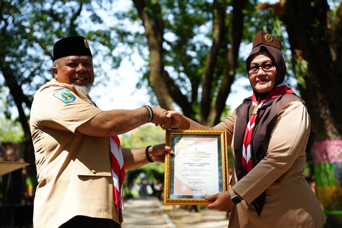 Foto 8 dari 8: Bentuk Karakter Generasi Muda Dengan Semangat Pramuka Garuda
