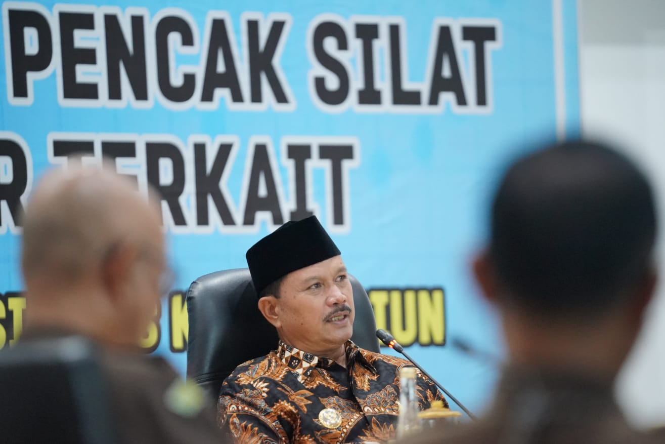 Foto 2 dari 10: Gelar Rakor Bersama Stakeholder, Wali Kota Pesan Jaga Kerukunan dan Keamanan Kota