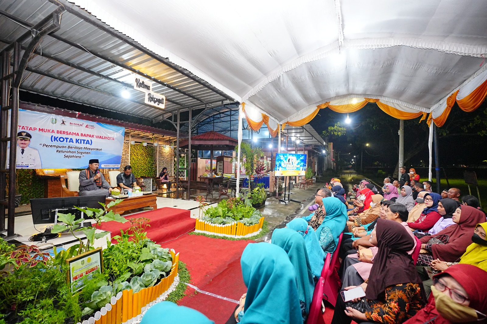 Foto 2 dari 10: Kota Kita di Kelurahan Sogaten, Wali Kota Serap Aspirasi Jelang Ramadan