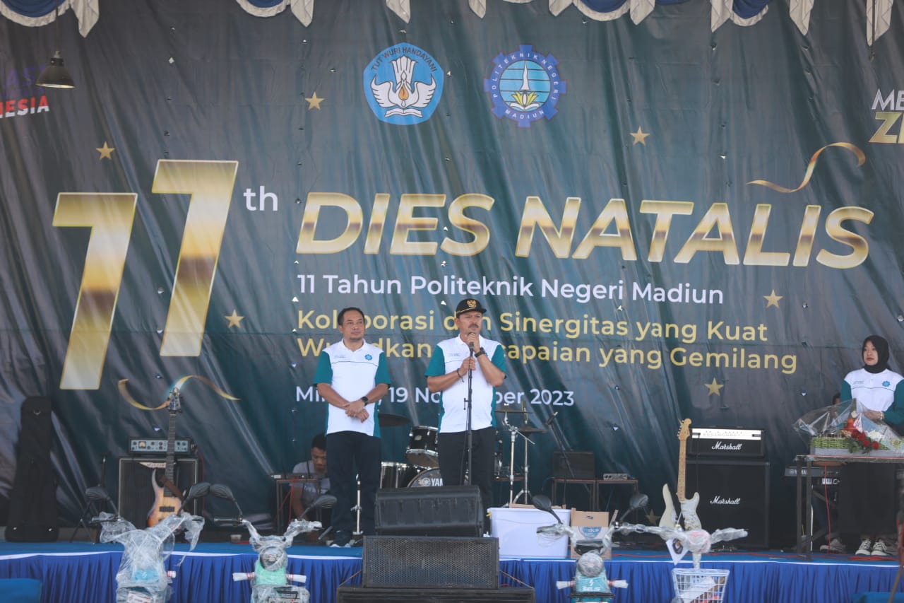 Foto 8 dari 18: Berangkatkan Jalan Sehat Dies Natalis ke-11 PNM, Wali Kota Apresiasi Mahasiswa PNM yang Banyak Keluar Negeri