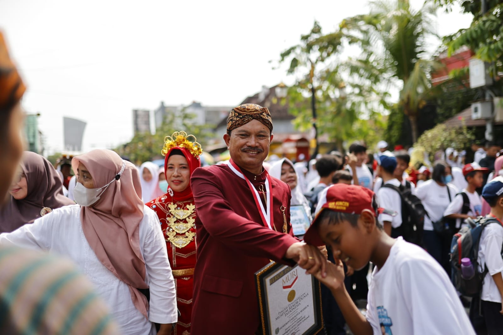 Foto 7 dari 9: Rasakan Berbagai Kemudahan Belajar, Program Laptop Jadi Primadona Bagi Pelajar