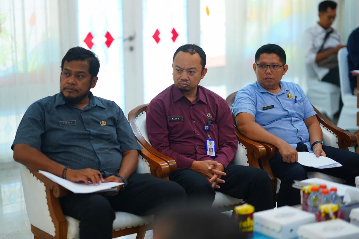 Foto 2 dari 9: Pimpin Rakor Peringatan Hari Pahlawan, Pj Wali Kota Ingin Peringatan Berjalan Optimal