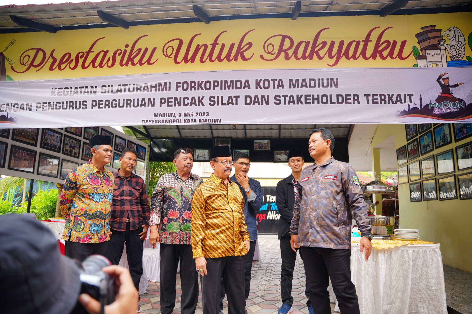 Foto 1 dari 10: Silaturahmi dengan Perguruan Pencak Silat, Wali Kota Ingin Kemas Pencak Silat dalam Paket Wisata