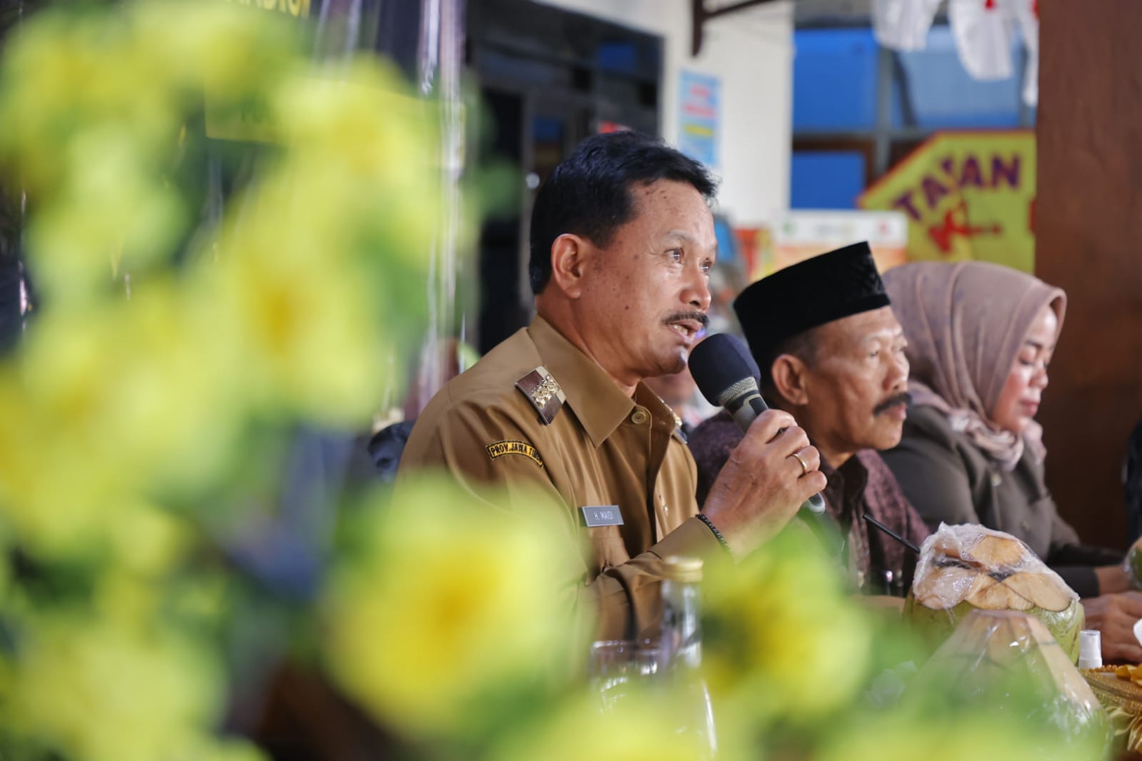 Foto 1 dari 10: Bertemu Masyarakat di Kelurahan Manisrejo, Wali Kota Ajak Warga Aktif dan Dukung Pembangunan