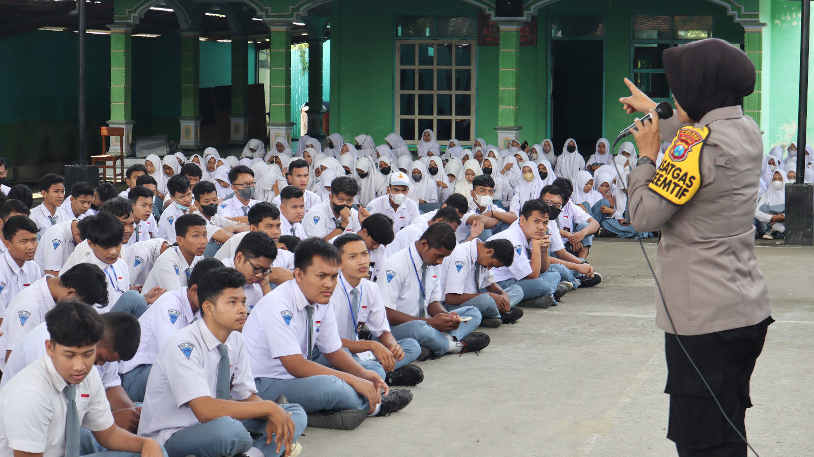 Foto utama berita: Cegah Penyebaran Narkoba, Polres Madiun Kota Gelar Sosialisasi Bagi Pelajar