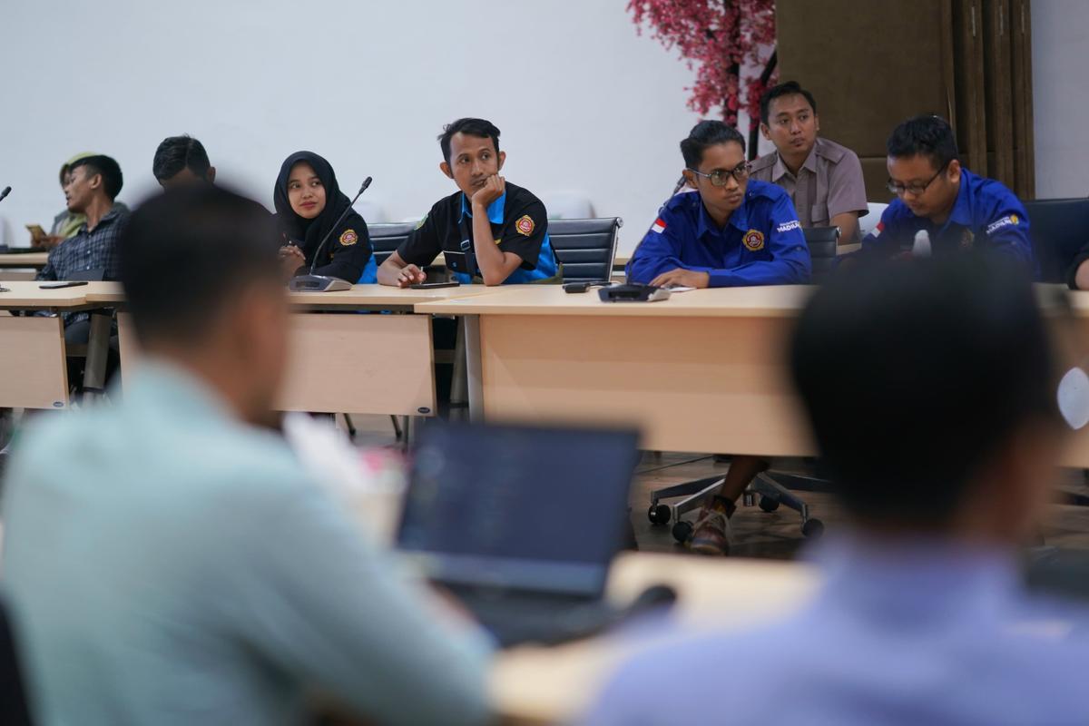 Foto 4 dari 9: Sosialisasi Perlindungan Data Pribadi Bagi Karang Taruna, Wali Kota Pesan Jaga Keamanan Data Diri Agar Tak Disalahgunakan