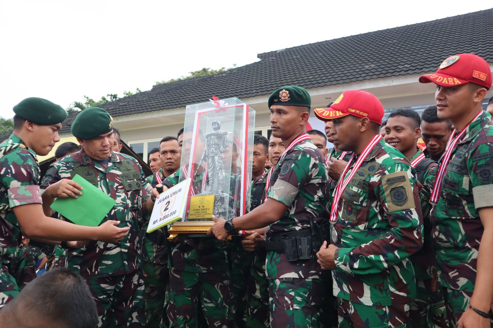 Foto 6 dari 7: Buktikan Ketangguhan, YPR 501 Bajra Yudha Borong Piala Tontangkas Tingkat Divisi 2/Kostrad