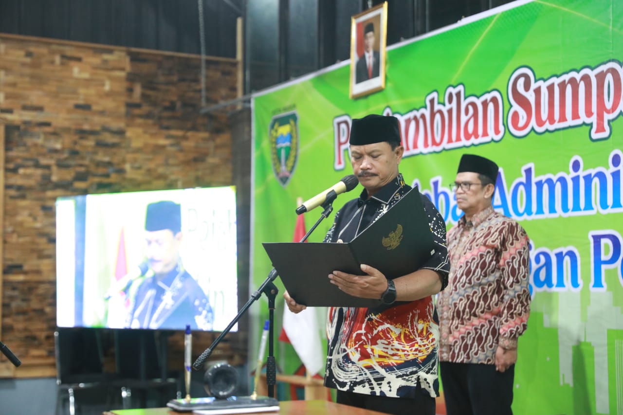Foto utama berita: Lantik 20 Pejabat, Wali Kota: Tugas Adalah Ibadah, Pejabat Harus Menjadi Contoh