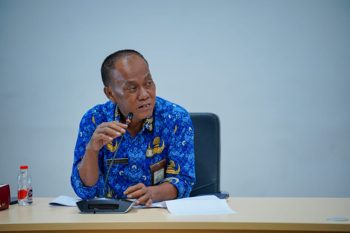 Foto 5 dari 8: Persiapkan Kunjungan Lapang Lomba Kelurahan dan Pelaksana Terbaik PKK, Wali Kota Beri Pembinaan dan Arahan