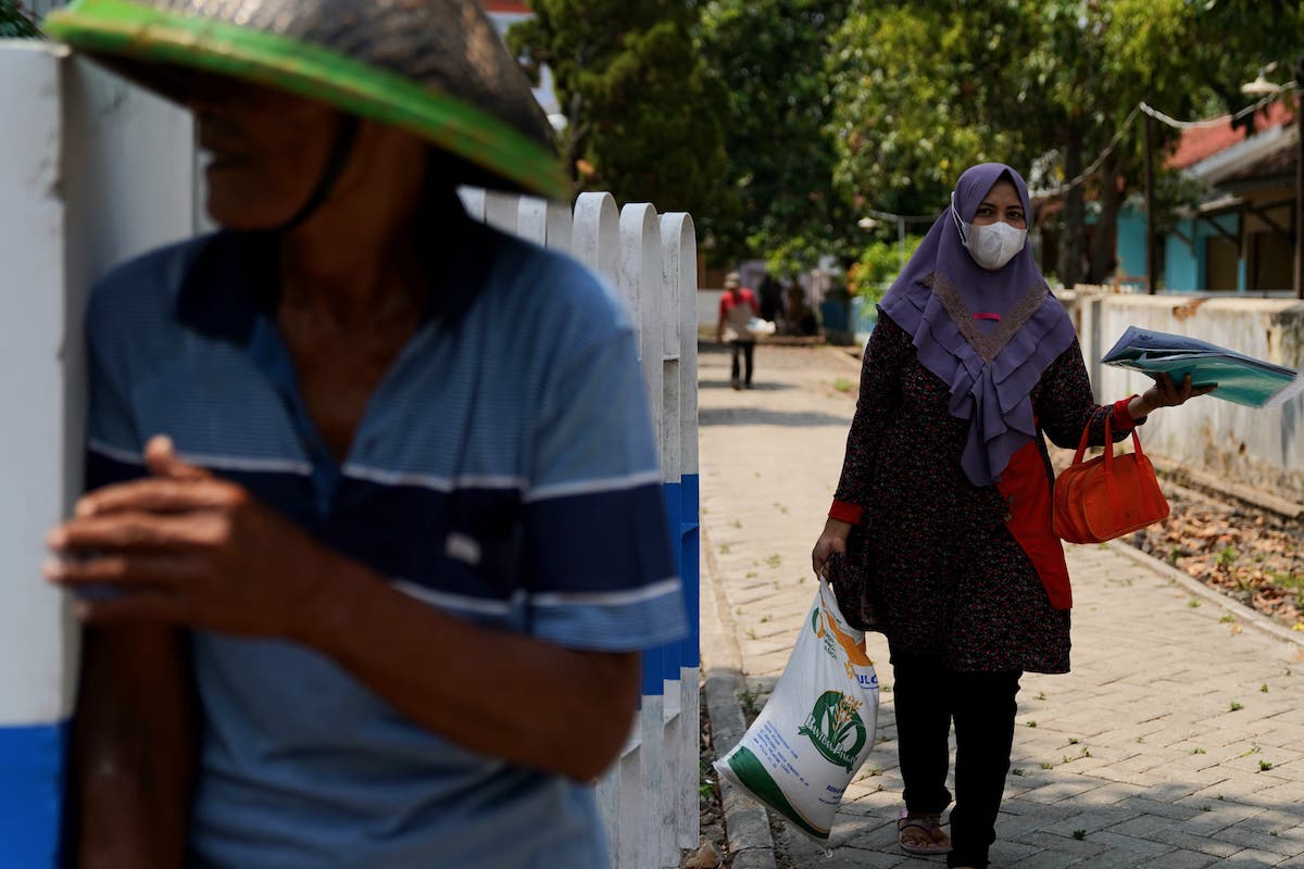 Foto 1 dari 9: Bantuan Pangan Beras Kembali Didistribusikan ke 9.841 KPM