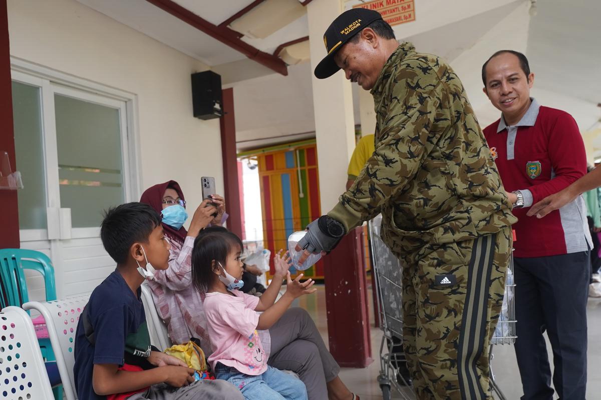Foto 4 dari 9: Jumat Berkah di RSUD Kota Madiun, Wali Kota: Layanan Kesehatan Tidak Hanya Obat