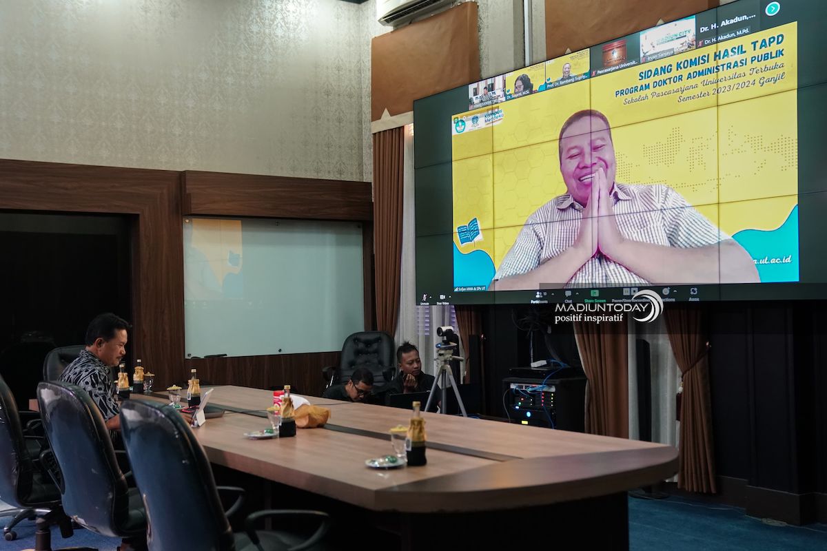 Jalani Sidang Komisi Hasil TAPD Secara Virtual, Wali Kota Maidi Semakin Dekat dengan Gelar Doktoral