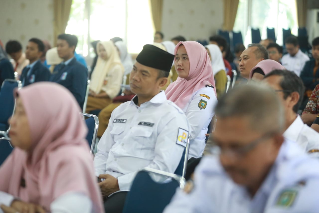 Foto 5 dari 12: Hadiri Seminar Hakordia, Wali Kota : Sinergi Berantas Korupsi Bantu Tingkatkan Pembangunan Kota