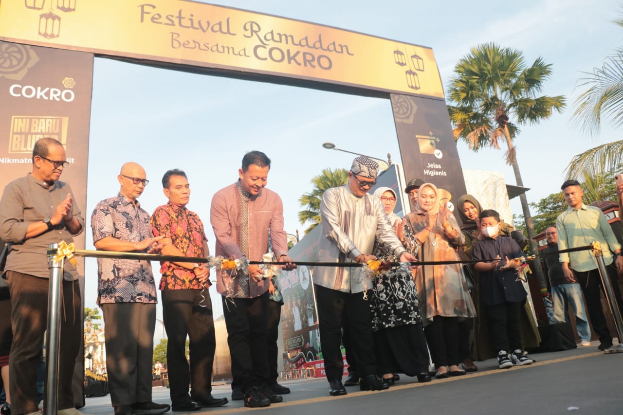Foto 5 dari 7: Festival Ramadan Sampai Akhir Bulan, Sekaligus Jadi Ajang Pembinaan UMKM