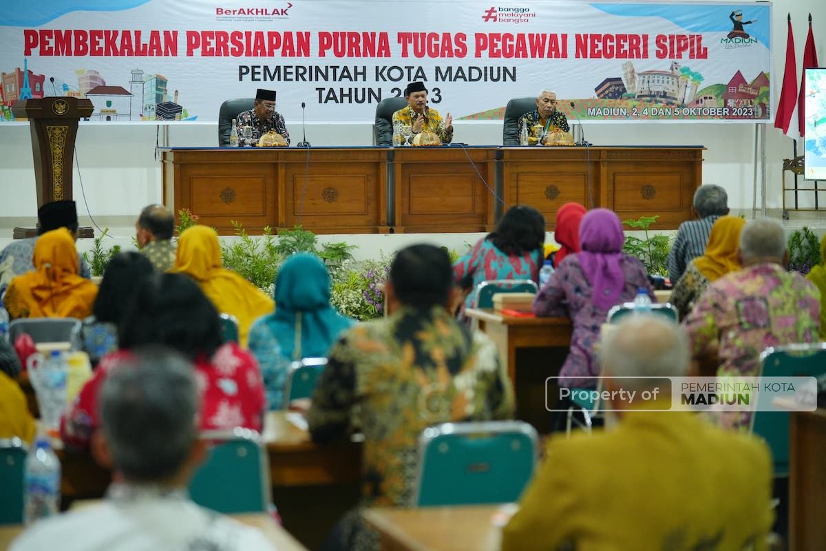 Gelar Pembinaan Bagi Calon Purna Tugas ASN, Wali Kota Harap Tetap Produktif di Masa Pensiun