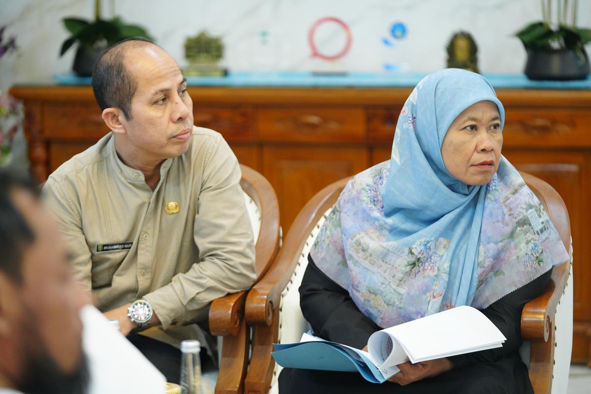 Foto 5 dari 8: Jelang Evaluasi Triwulan II, Pj Wali Kota Gelar Rapat OPD Bahas Persiapan Paparan