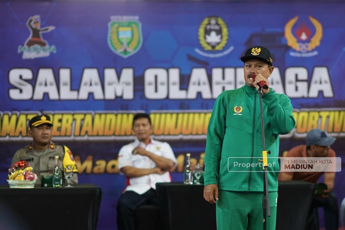 Foto utama berita: Buka Event Futsal Wali Kota Cup, Wali Kota Pesan Jaga Sportivitas