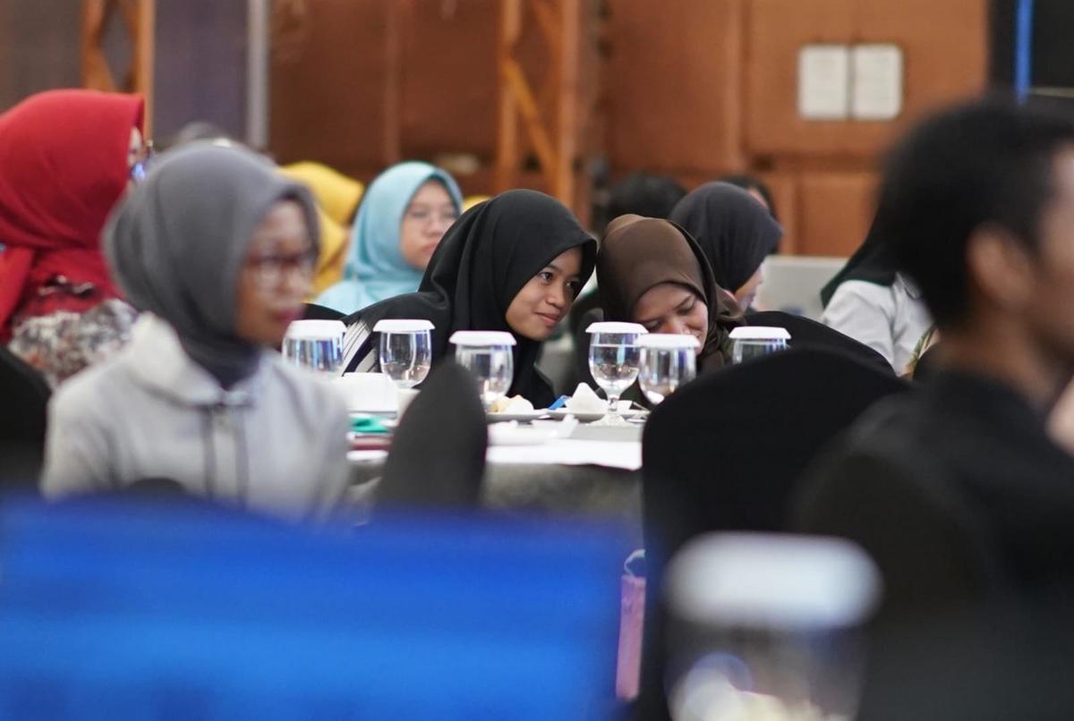 Foto 6 dari 9: Gelar Sosialisasi Implementasi Perizinan Berusaha, Wali Kota Pesan Pengusaha Harus Paham Hak dan Tanggung Jawab
